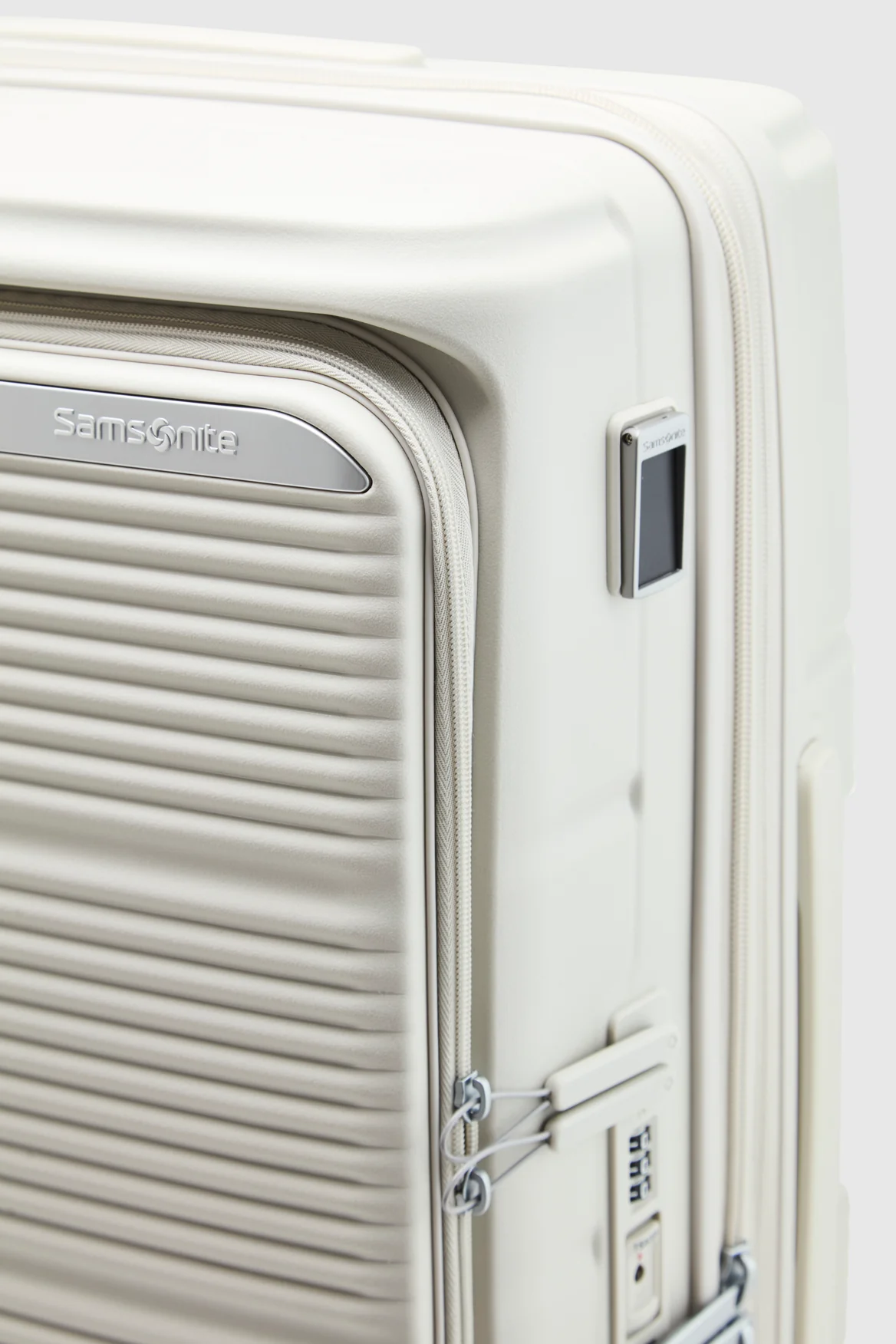 Paralux Check-In 67cm Suitcase - Image 9