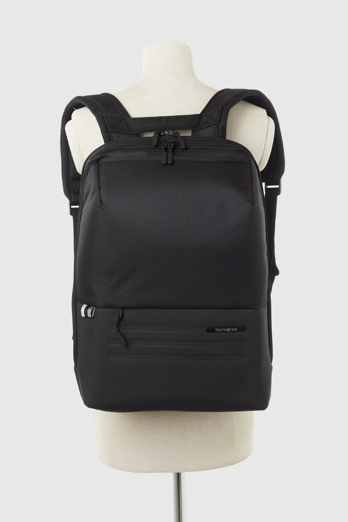 Stackd Biz 15.6" Backpack - Image 4