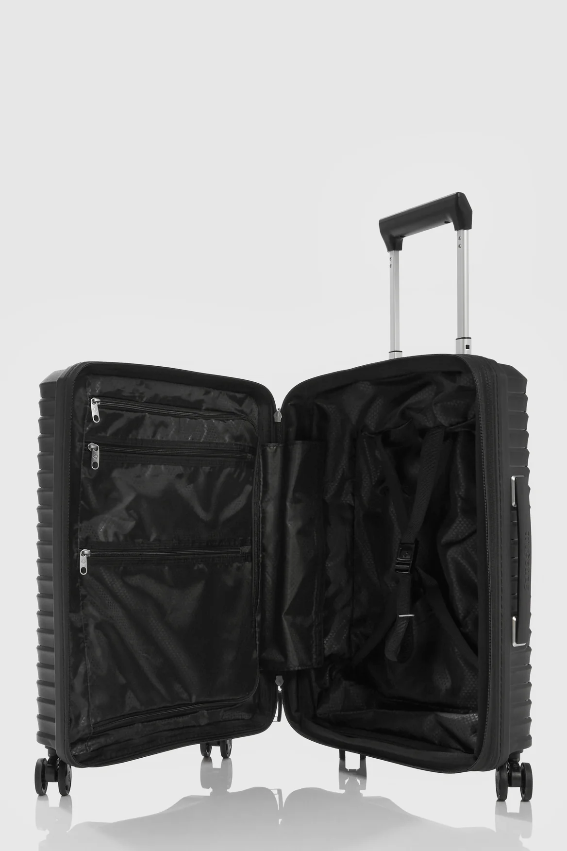 Upscape Carry-On 55cm Suitcase - Image 3