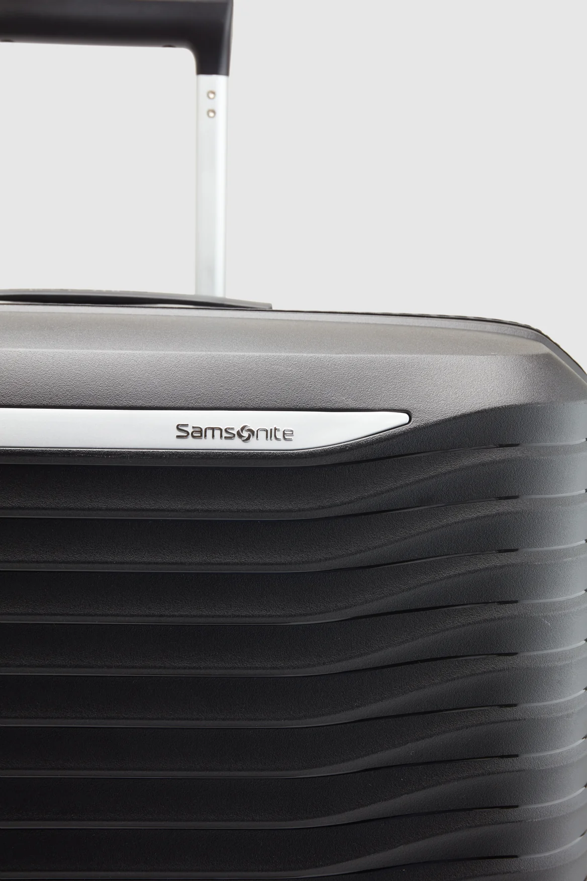 Upscape Carry-On 55cm Suitcase - Image 8