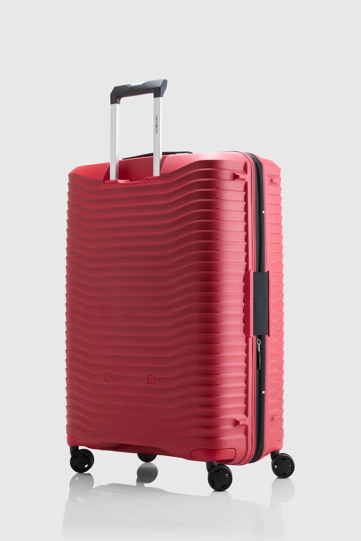 Upscape Check-In 75cm Suitcase - Image 5