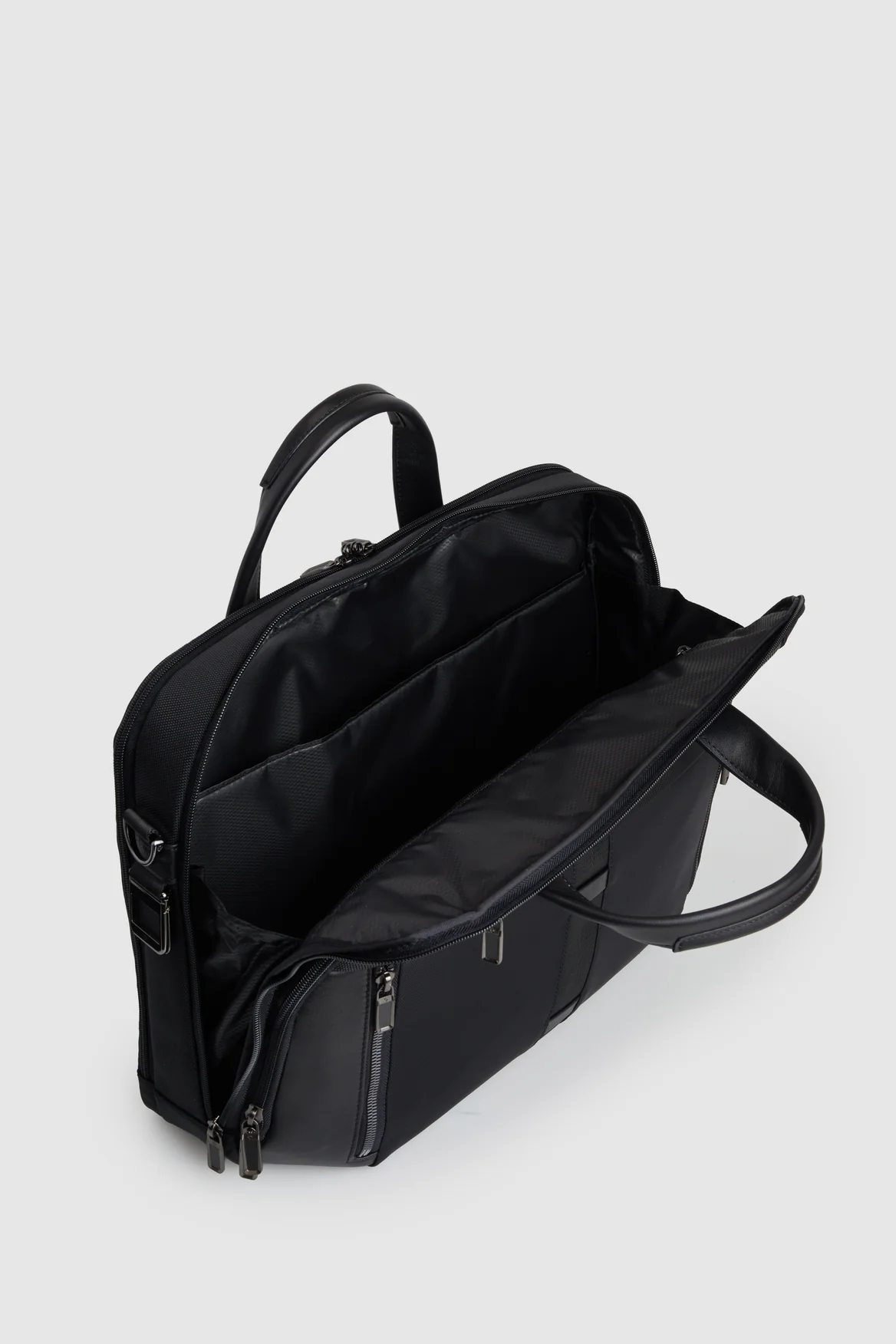 Urban-Eye Dlx 15.6" Bailhandle - Image 3