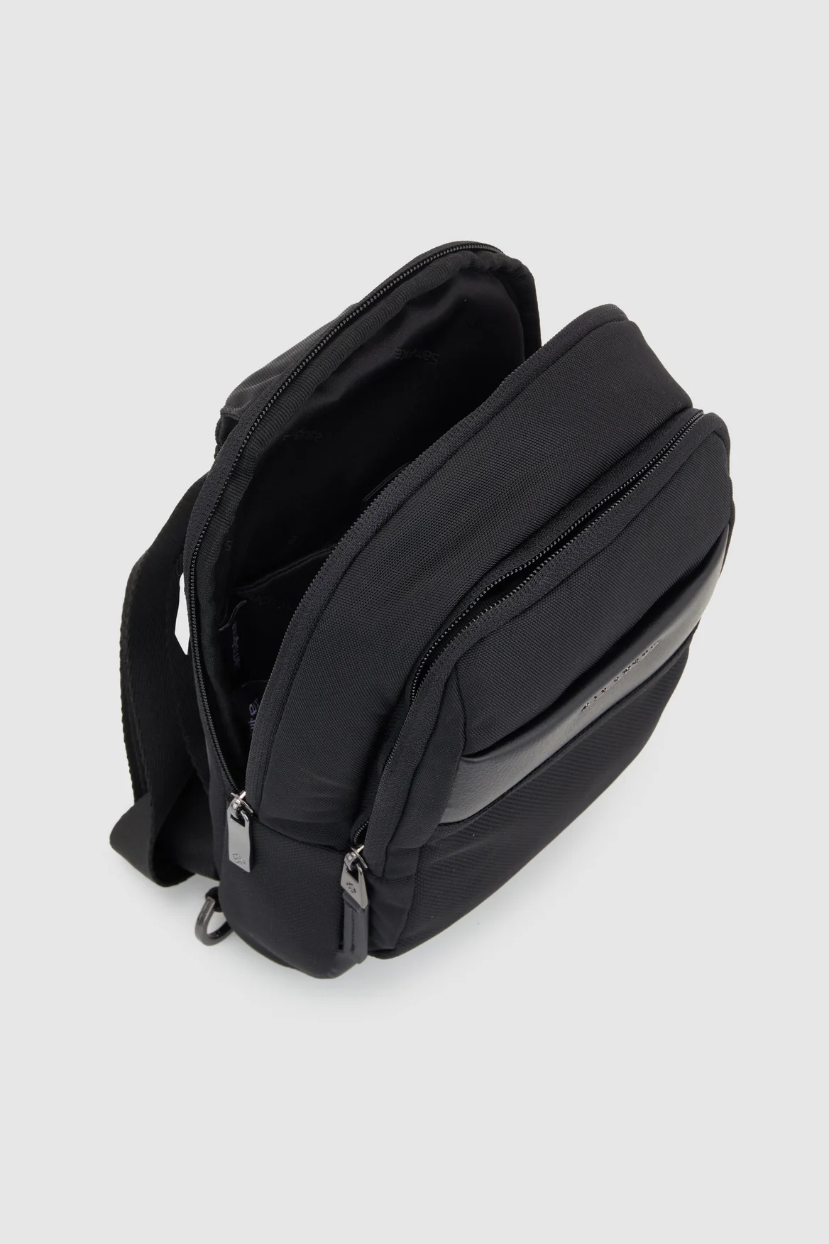 Wilgena Sling Bag - Image 3